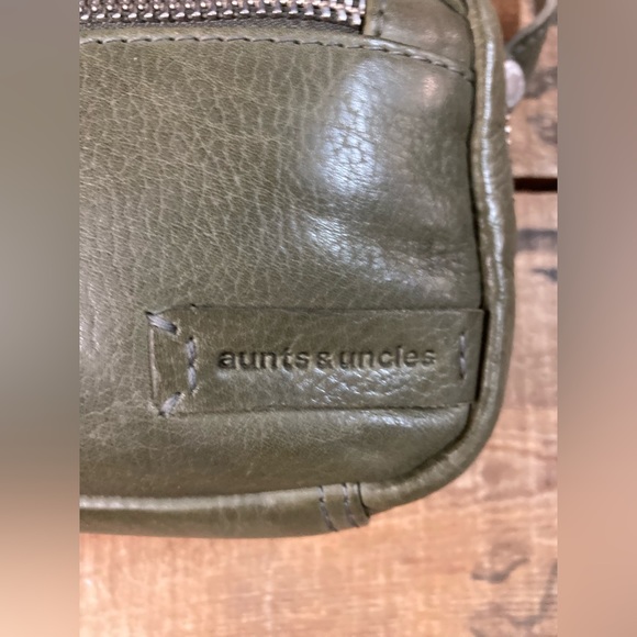 Rambutan Crossbody in Mayfly | Aunts & Uncles - Picture 2 of 8